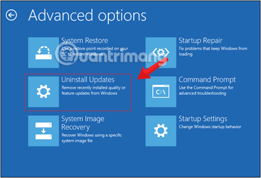 Chọn Uninstall Updates trong Advanced options