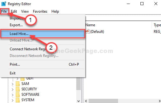 Nhấp vào “File” từ thanh menu và sau đó nhấn vào “Load Hive”