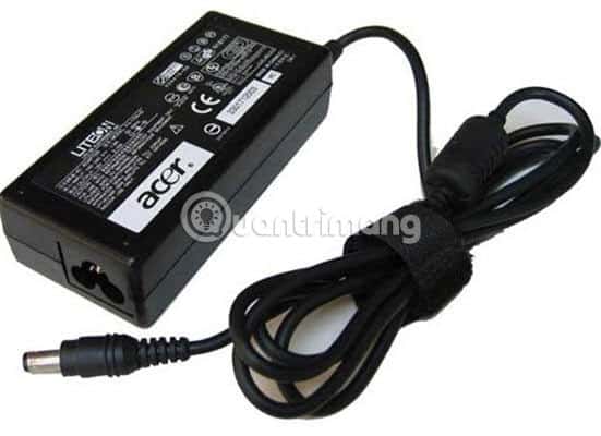 Kiểm tra sạc laptop