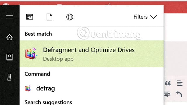 Click vào Defragment and Optimize Drives.